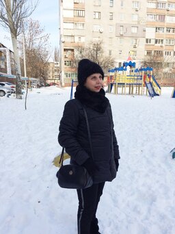 шапка черная с пайетками 7.jpg