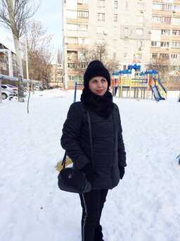 шапка черная с пайетками 4.jpg