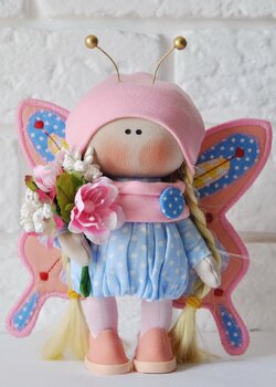 Кукла бабочки ручной работы из коллекции насекомые.