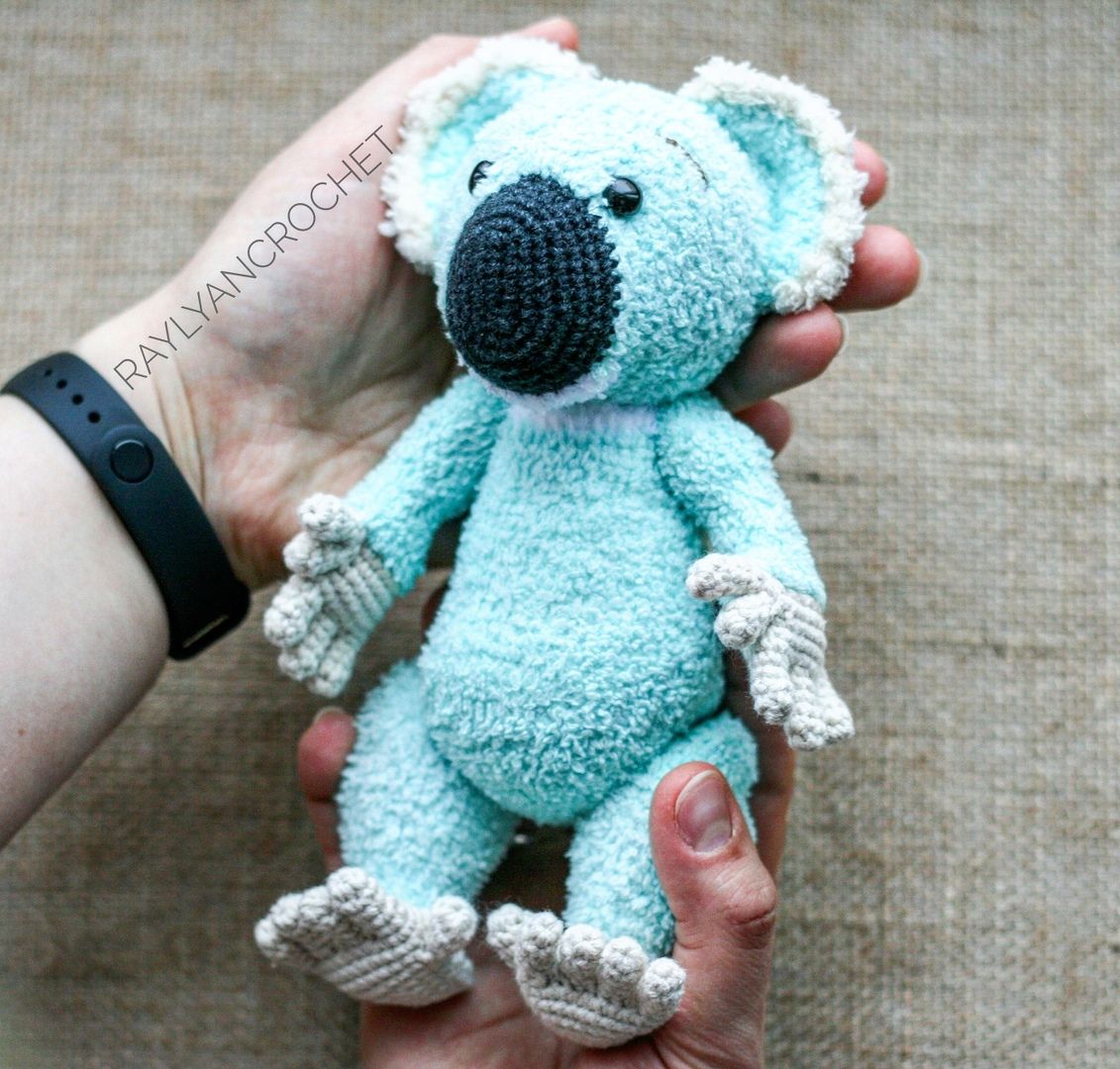 Вязание игрушек из фактурной пряжи: сложности и способы их решения.