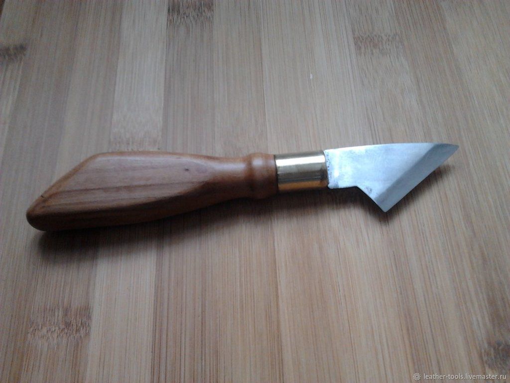 Knife used for working with leather