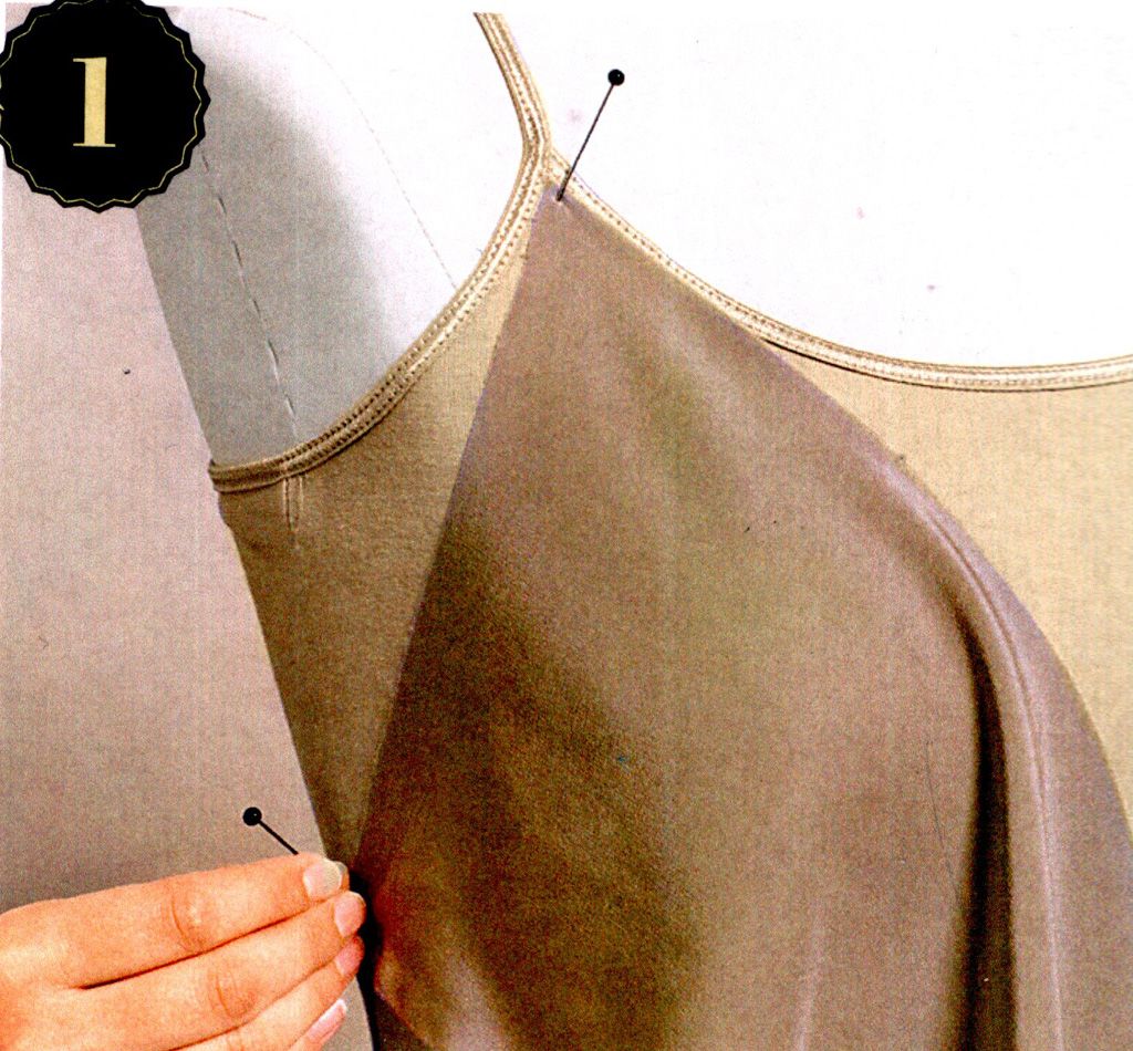 Attaching the fabric piece to the strap and side seam