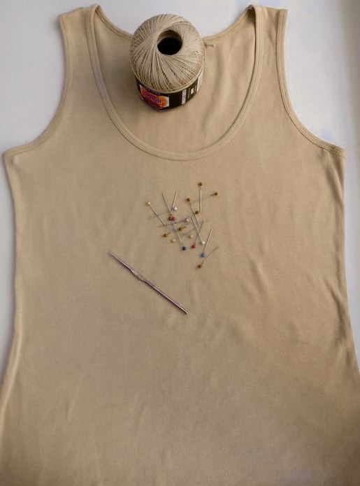 Thread and crochet hook