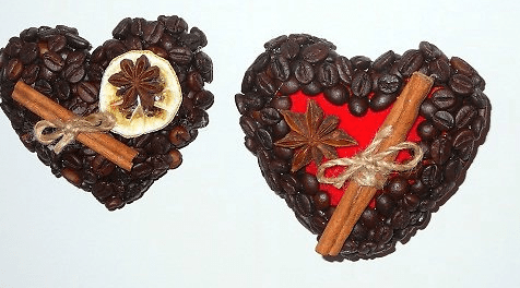 Finished coffee hearts beside turtle magnets