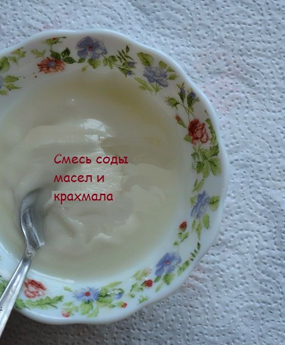 Готовая смесь содового дезодоранта в миске