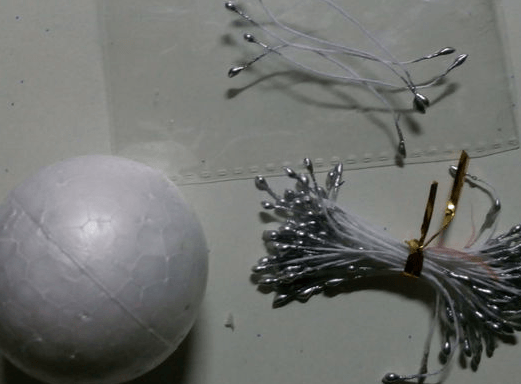 DIY feather flowers, step 2