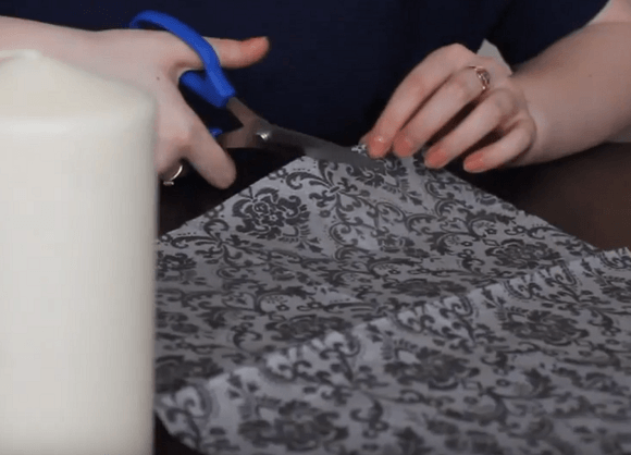 Separating napkin layers