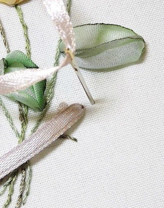 Вышивка лентами для начинающих: вышиваем букет