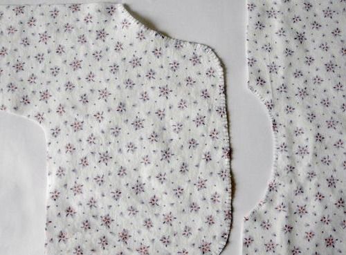 Hand-sewing a blanket stitch
