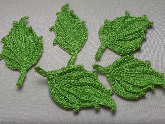 Set of textured leaves for Irish lace