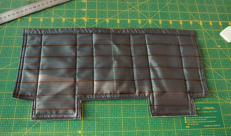 Cut quilted tote-bag body piece