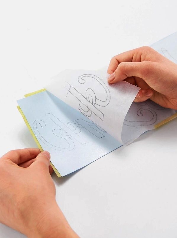 Transferring text to the back of heat-transfer vinyl