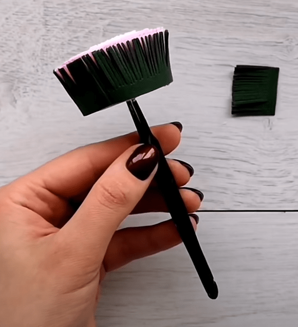 Gluing the center of a foamiran flower