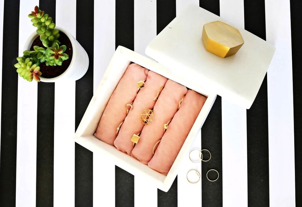 Sewing a soft jewelry organizer, step 1