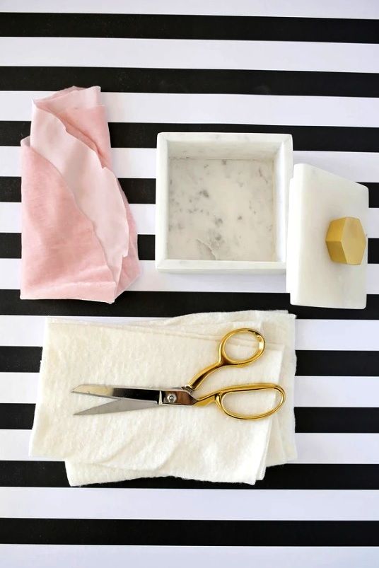 Sewing a soft jewelry organizer, step 2