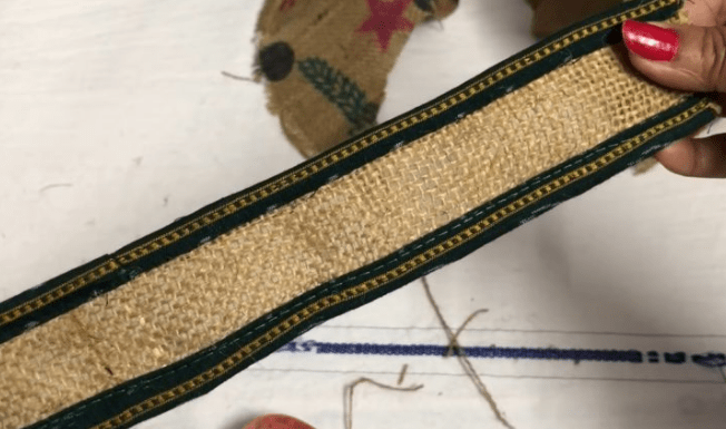Finishing the edges of the strips