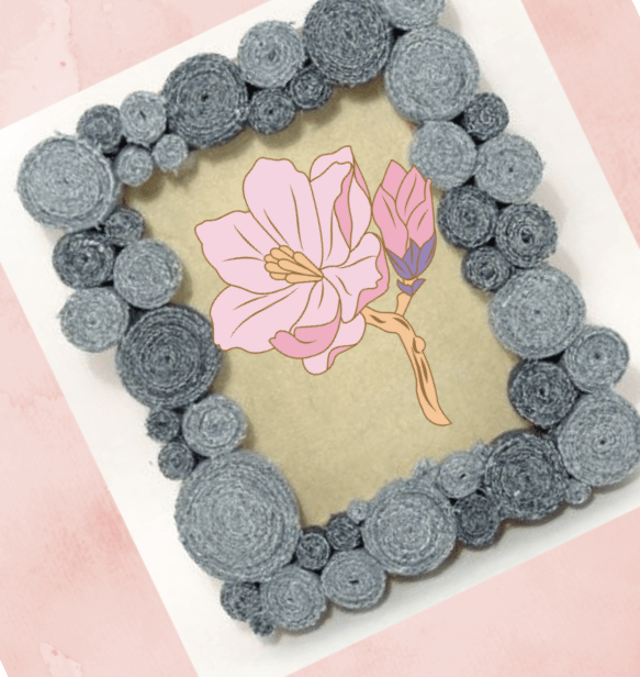 Picture frame decorated with denim snails