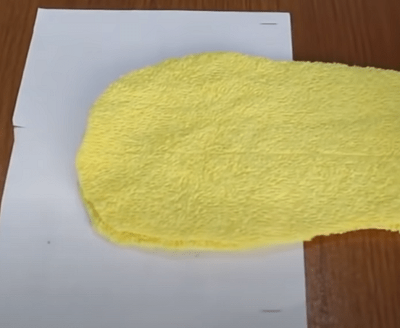 Paper template for the open-toe slipper upper