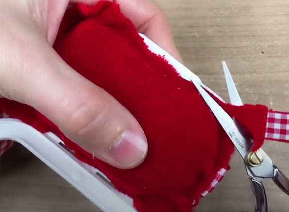 Covering the batting with felt