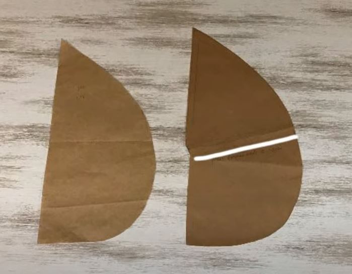 Side lining piece projected onto the outer side piece