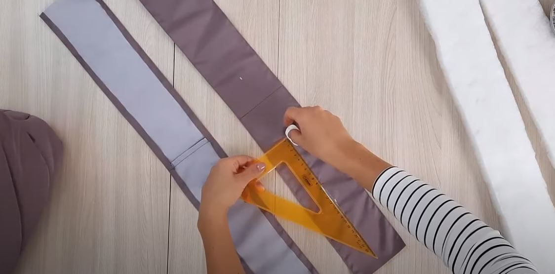 Marking long strips for the winter tote handles