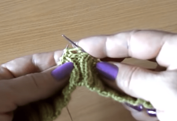Switching from ribbing to the center knit stitches in stockinette