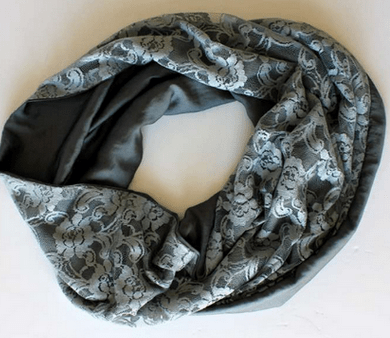 Finished infinity scarf