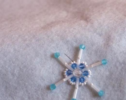 Winter accessory, step 6