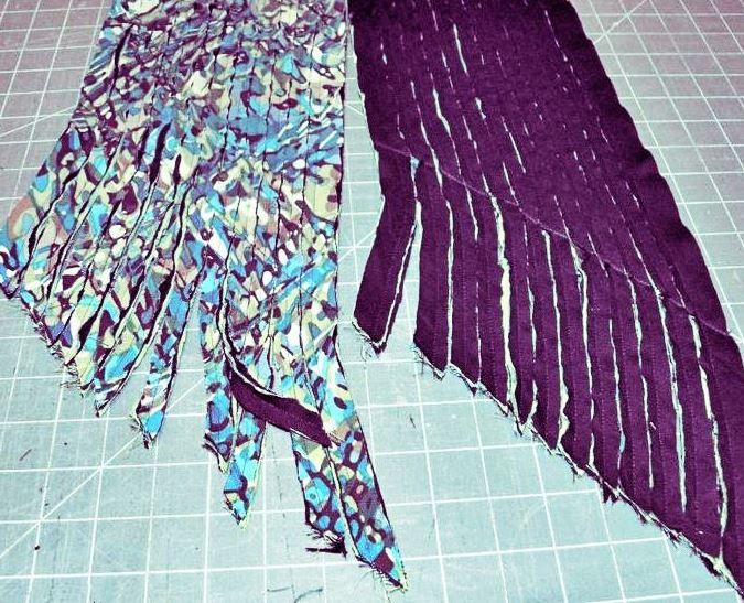 Notched scarf-blank edges for chenille fringe