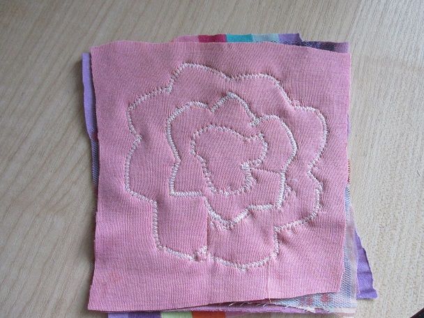 Stitching the appliqué with a zigzag stitch