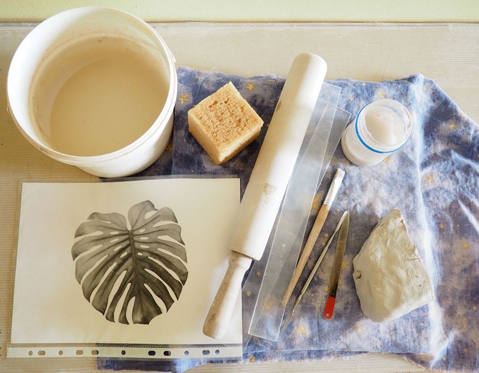 Materials for making a monstera leaf soap dish from clay