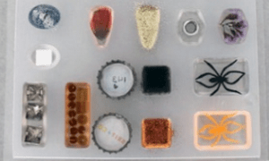 Silicone mold with decorative inclusions for resin jewelry