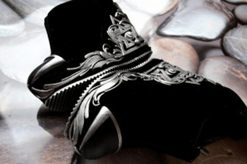 Finished boots after transformation