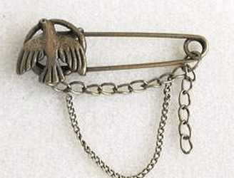 Decorative safety-pin brooch, step 4