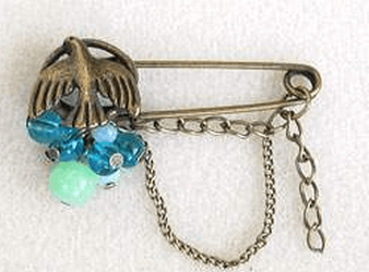Decorative safety-pin brooch, step 6