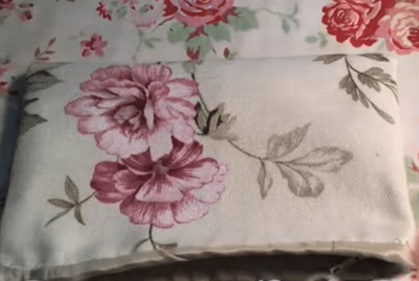 How to neatly sew a zipper into a cosmetic bag
