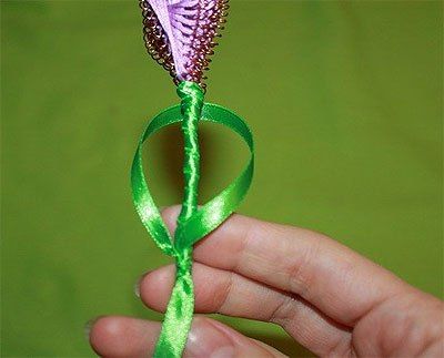Stem and leaf of a ganutell flower