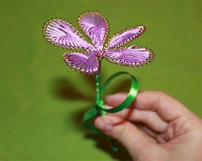 Ganutell flower with lilac petals without a center