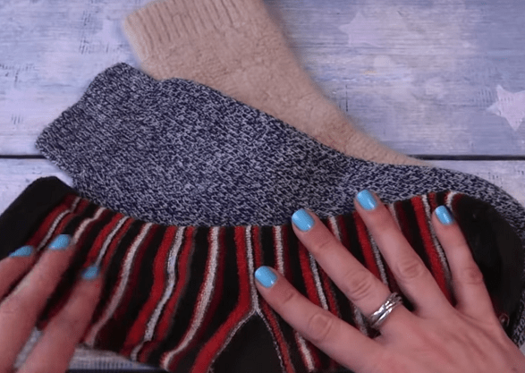 Socks for making the gnome's body and hat